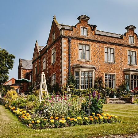 Willington Hall Hotel ทาร์พอร์ลีย์ ภายนอก รูปภาพ