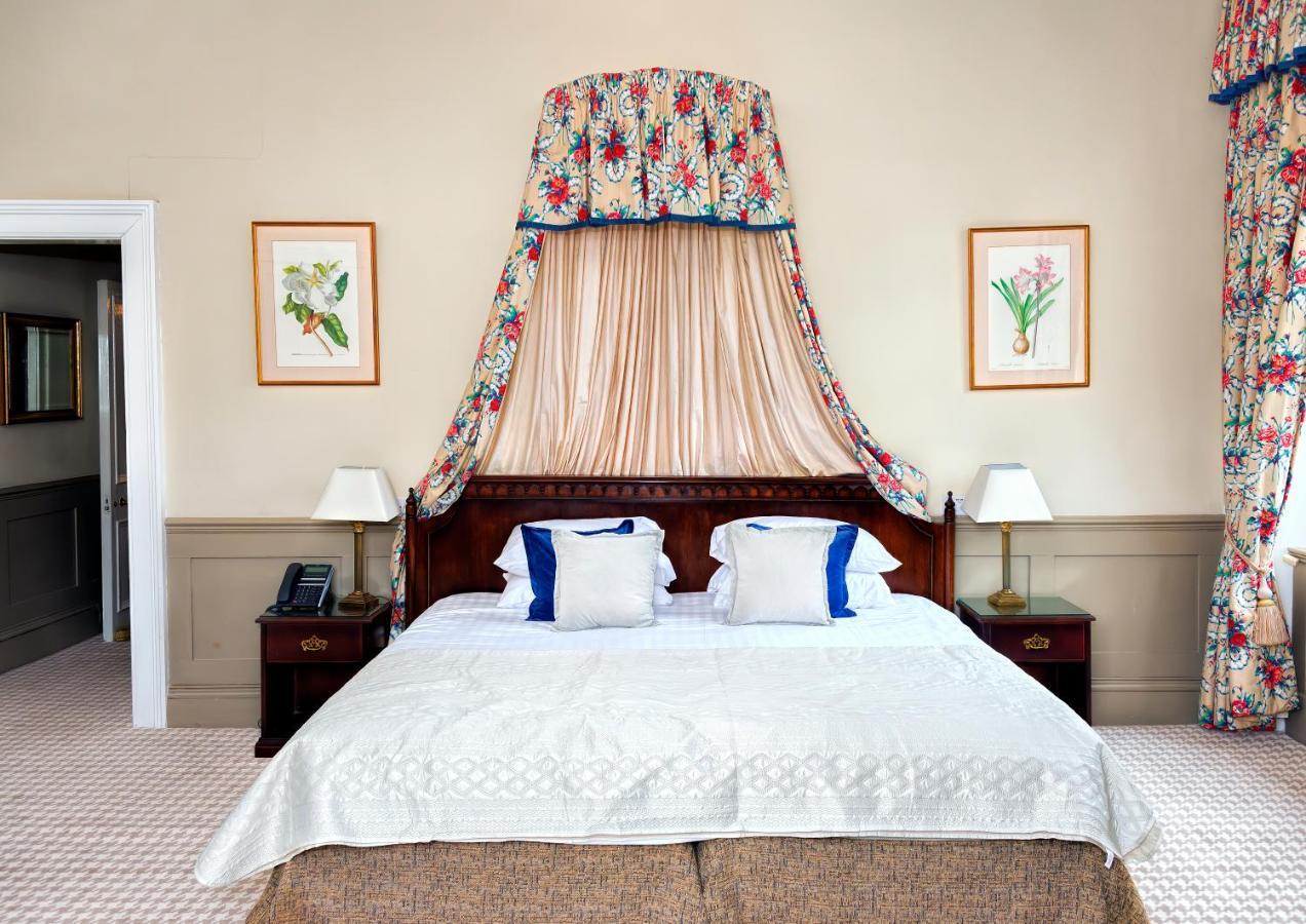 Willington Hall Hotel ทาร์พอร์ลีย์ ภายนอก รูปภาพ