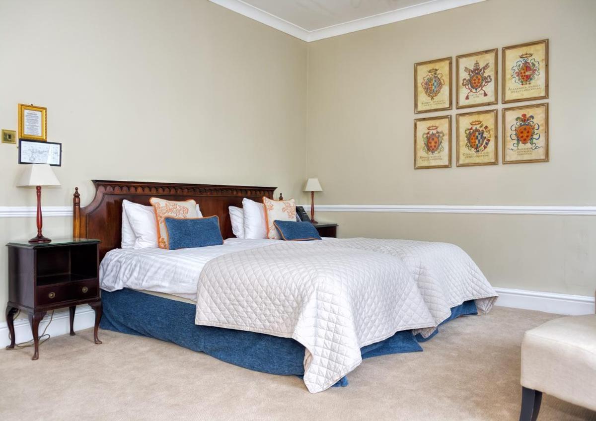 Willington Hall Hotel ทาร์พอร์ลีย์ ภายนอก รูปภาพ