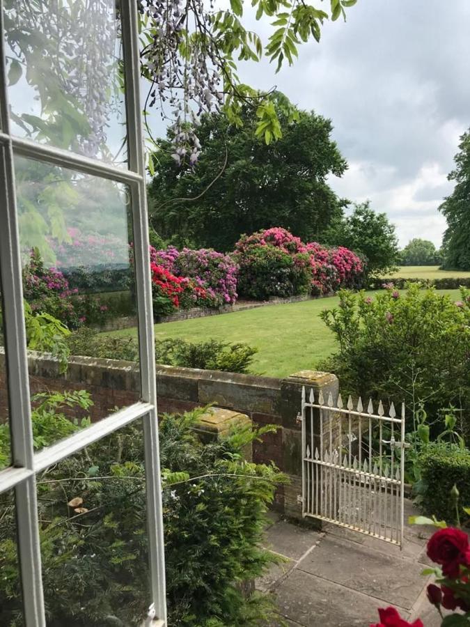 Willington Hall Hotel ทาร์พอร์ลีย์ ภายนอก รูปภาพ