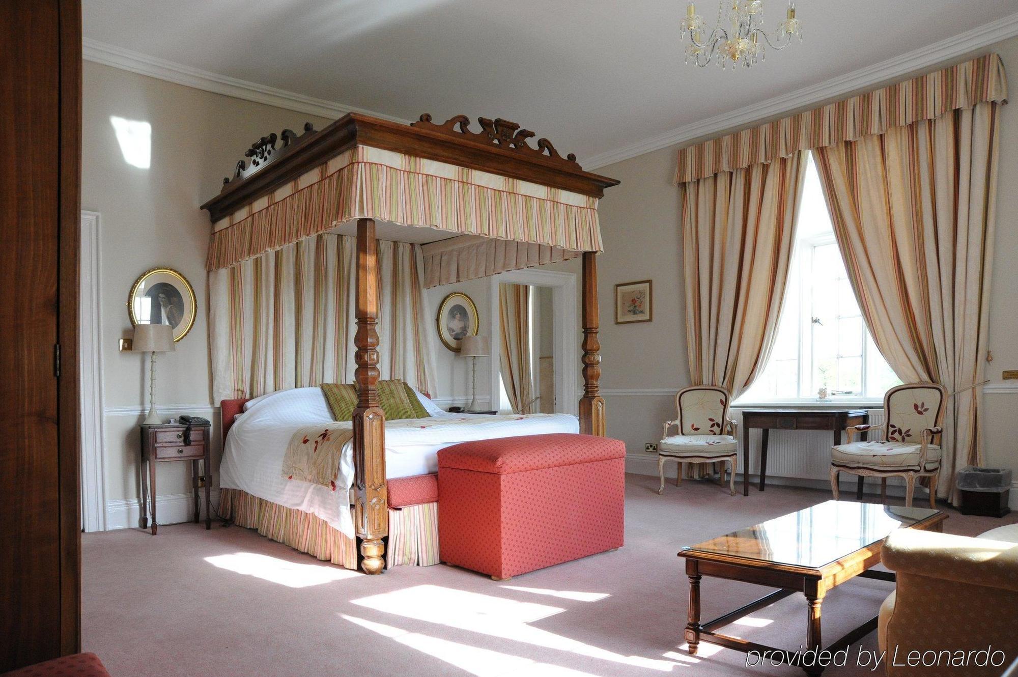 Willington Hall Hotel ทาร์พอร์ลีย์ ภายนอก รูปภาพ