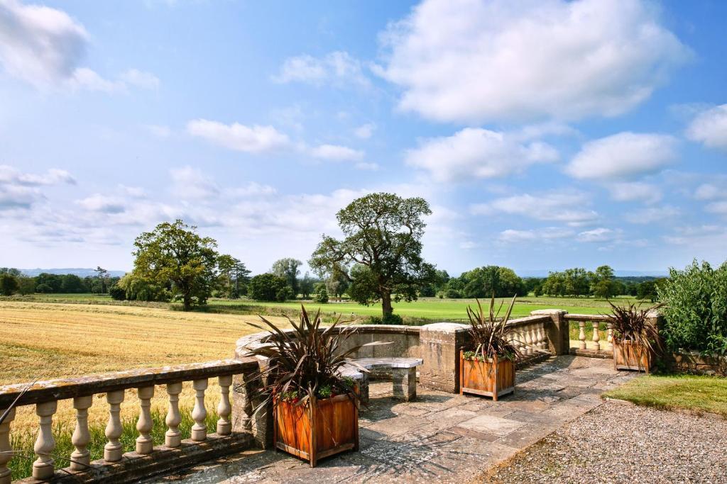 Willington Hall Hotel ทาร์พอร์ลีย์ ภายนอก รูปภาพ