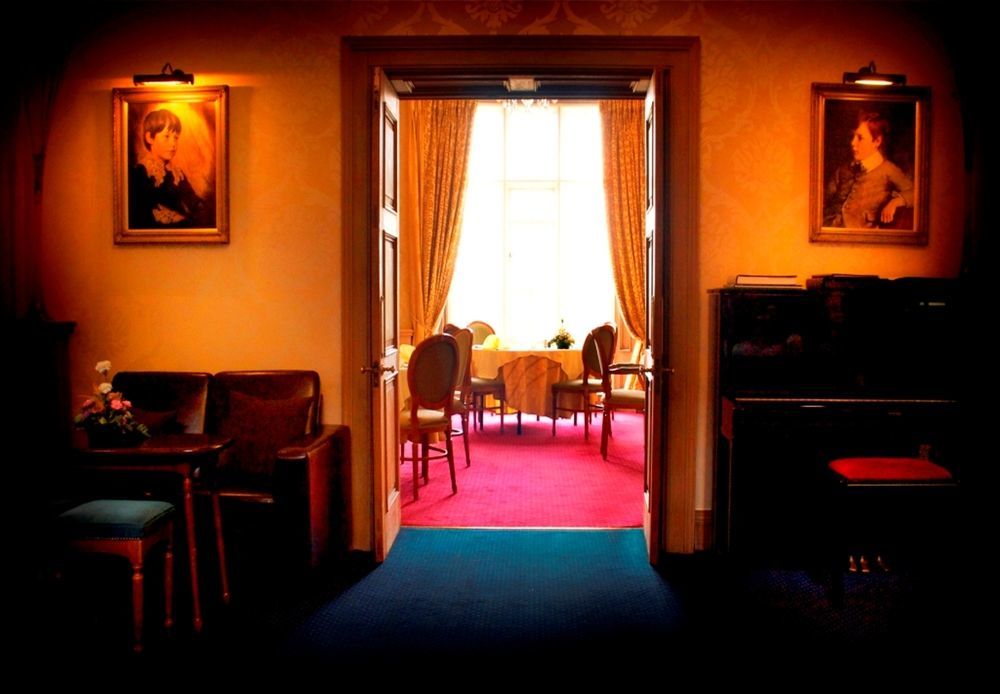 Willington Hall Hotel ทาร์พอร์ลีย์ ภายนอก รูปภาพ