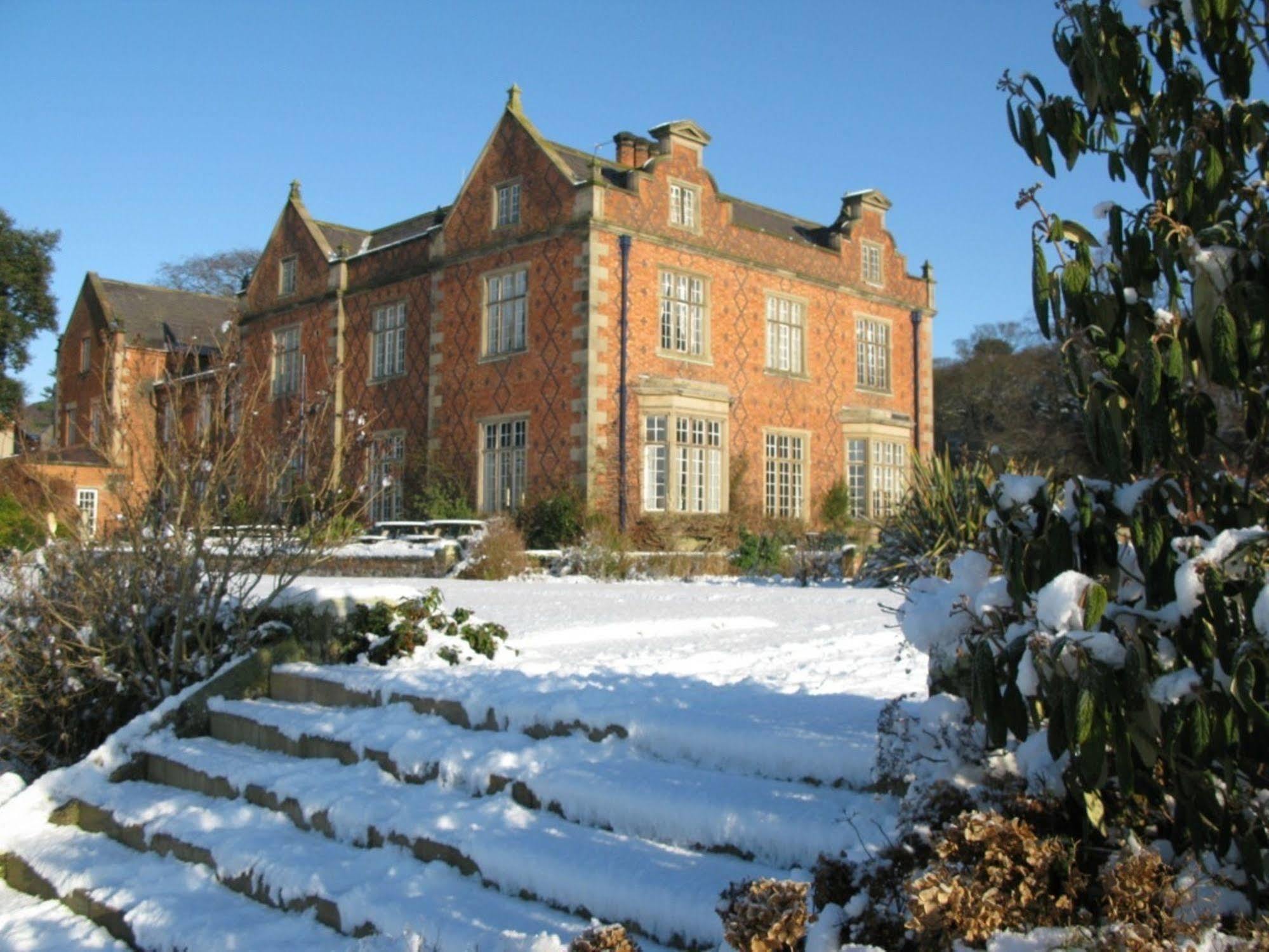 Willington Hall Hotel ทาร์พอร์ลีย์ ภายนอก รูปภาพ
