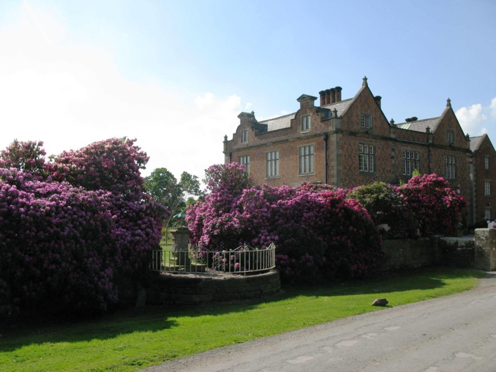 Willington Hall Hotel ทาร์พอร์ลีย์ ภายนอก รูปภาพ